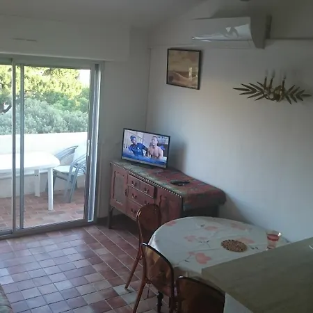 La Roseraie 1 - Russum Apartment *