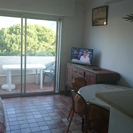 La Roseraie 1 - Russum Apartment *